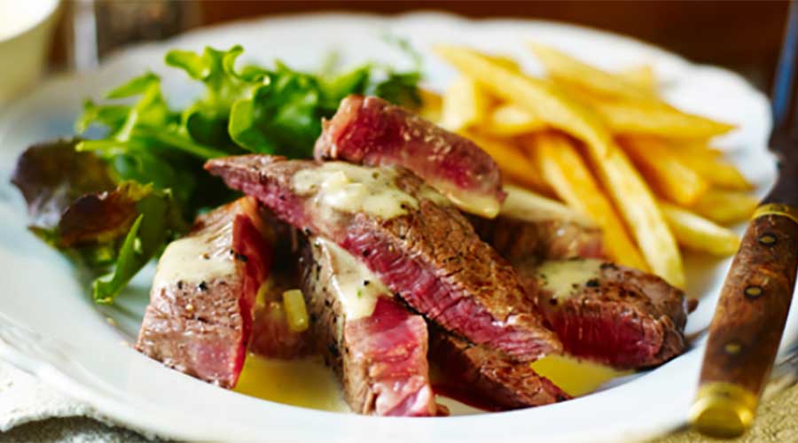 Pan-Seared Angus Rump with Béarnaise Sauce