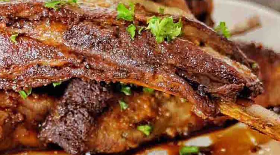 Slow-Cooked Lamb Ribs with Red Wine Sauce